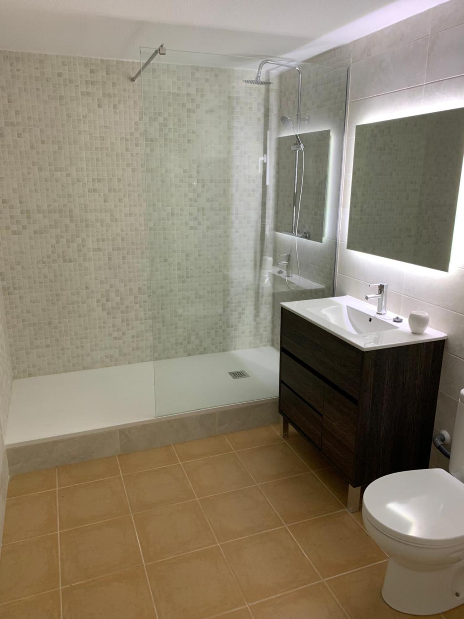 Modern Apartment Near Beach لا ماتا المظهر الخارجي الصورة
